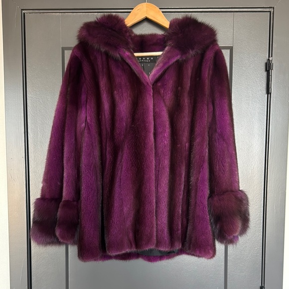 Luxurious Purple Fur Coat - Picture 1 of 9